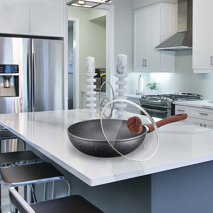 Sarten-Wok-de-revestimiento-de-mármol-de-28-cm-con-tapa-de-vidrio-BronKitchen©,sarten-wok,sarten-wok-tramontina,sarten-wok-oster,sarten-wok-bronhome,sarten-wok- sarten-wok-bronmart,sarten-wok-precio,sarten-wok-tefal,